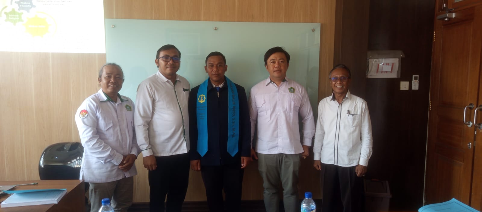 Ujian Tesis S2 Brahma Widya UHN IGB Sugriwa Denpasar Kupas Gegelaran Dalang dalam Ruwatan Wayang